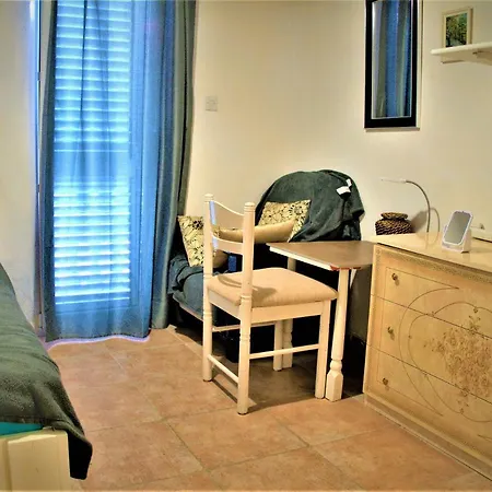 With Swimming Pool With Bathroom, Kitchen, Patio, Private Parking アパートホテル 2*