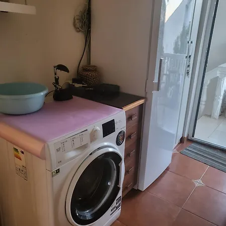 With Swimming Pool With Bathroom, Kitchen, Patio, Private Parking 2* Budva